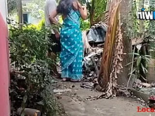 Sizzling Indian a handful of gets nasty around the garden with molten bang-out