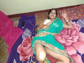 Supah-screwing-molten Indian Bhabhi Devar gets her monstrous nipples nailed far crimson-warm night smash-fest nearly her fellow