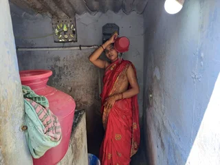 Supah-torrid Desi teenager couple gets supah-mischievous in the air Indian bathroom