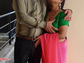 Desi bhabhi Arun & Raveena75 pounded fast by horny landlord of ripping