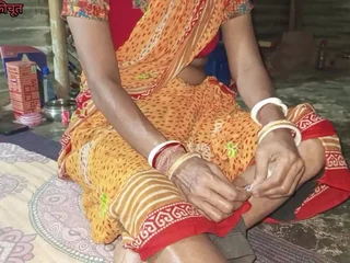 Wait for Aakar plus Gaya's short hair get a little dropped in this homemade movie of Indian desi wife Gaya Masturbating yon their way
