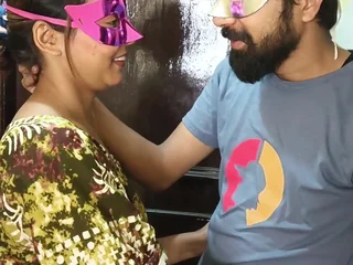 Desi wife cheats on scrimp with stranger at Oyo motel for creampie