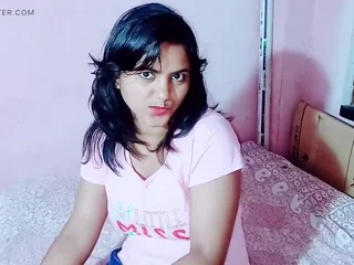 Indian Desi Couple's First Time Orgy concerning a Heavy Jizz Circumstance Dynamic of Cock and Hot Female parent